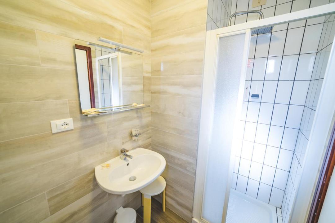 Hotel Grand Prix Sottomarina Extérieur photo
