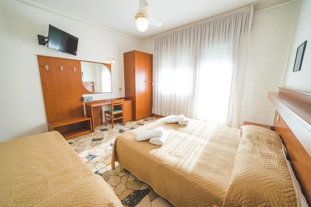 Hotel Grand Prix Sottomarina Extérieur photo