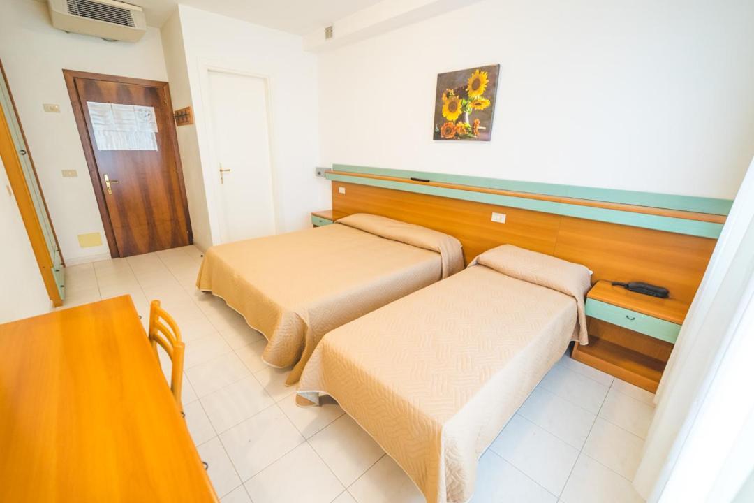 Hotel Grand Prix Sottomarina Extérieur photo
