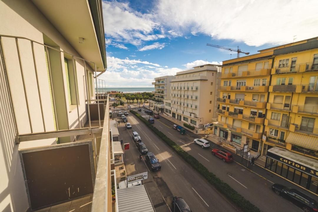 Hotel Grand Prix Sottomarina Extérieur photo