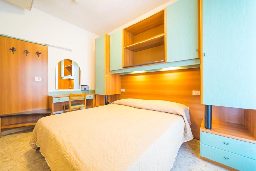 Hotel Grand Prix Sottomarina Extérieur photo