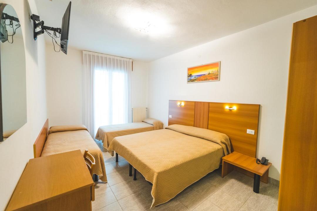 Hotel Grand Prix Sottomarina Extérieur photo