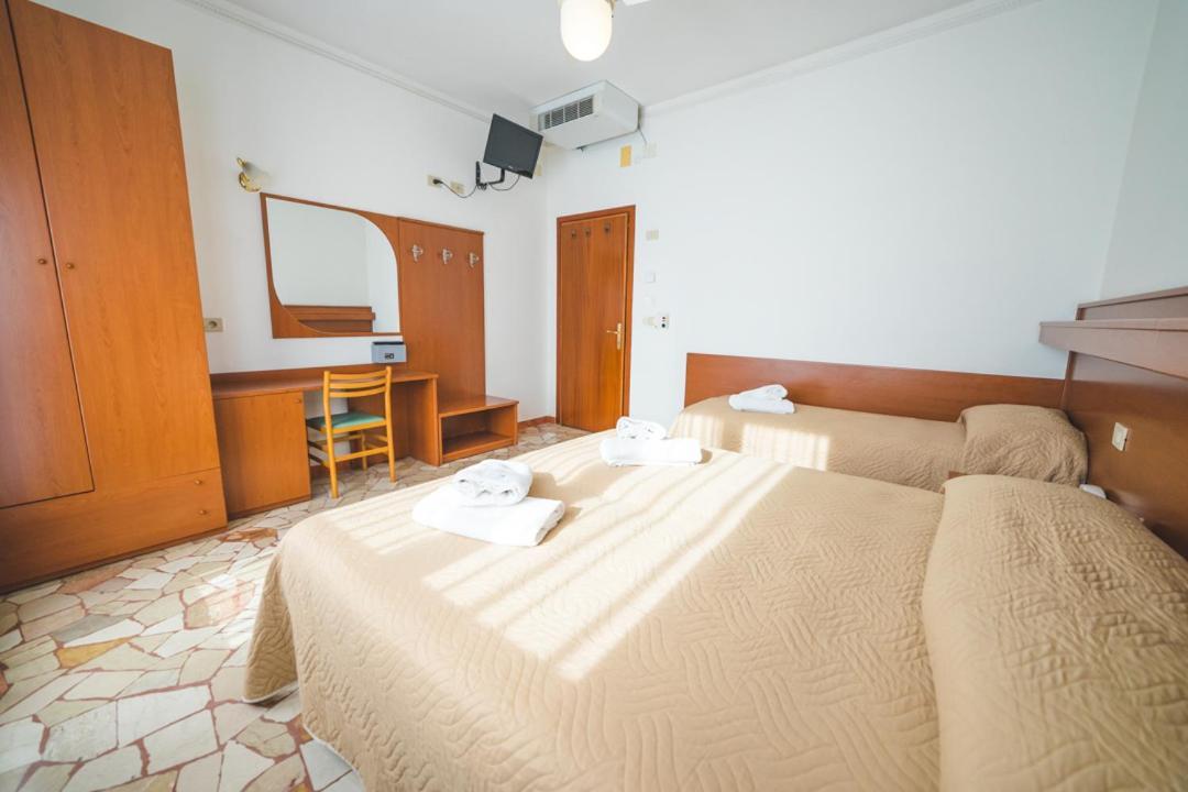 Hotel Grand Prix Sottomarina Extérieur photo