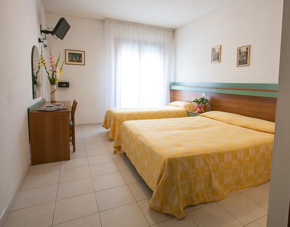 Hotel Grand Prix Sottomarina Extérieur photo